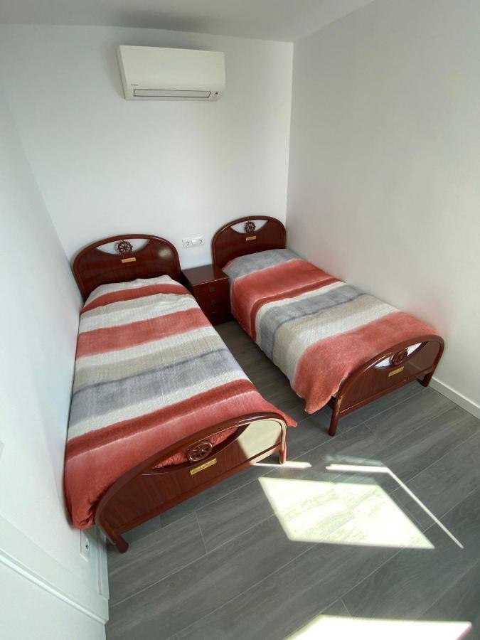 Appartement Vues Mer Proche Plage Росас Экстерьер фото